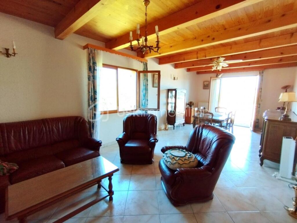 maison – 3 pièces – 2 chambres – 89 m²