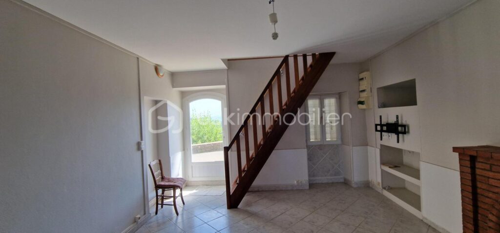 Antisanti- Maison de village 87m2 – 4 pièces – 3 chambres – 87 m²