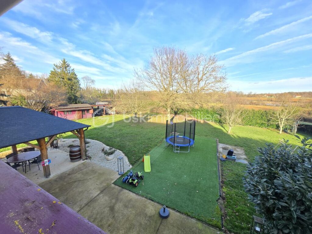 Magnifique Maison en pierres de 201m² à Raveau – 5 pièces – 4 chambres – 201 m²