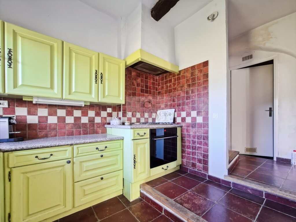 Maison – 5 pièces – 3 chambres – 143 m²