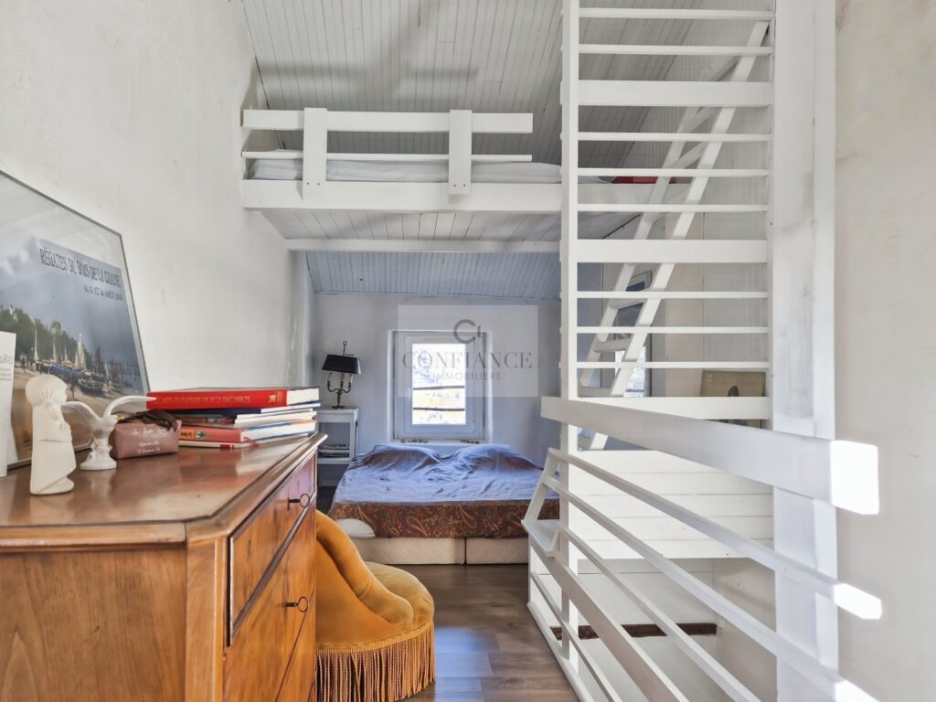 Maison – 5 pièces – 3 chambres – 143 m²