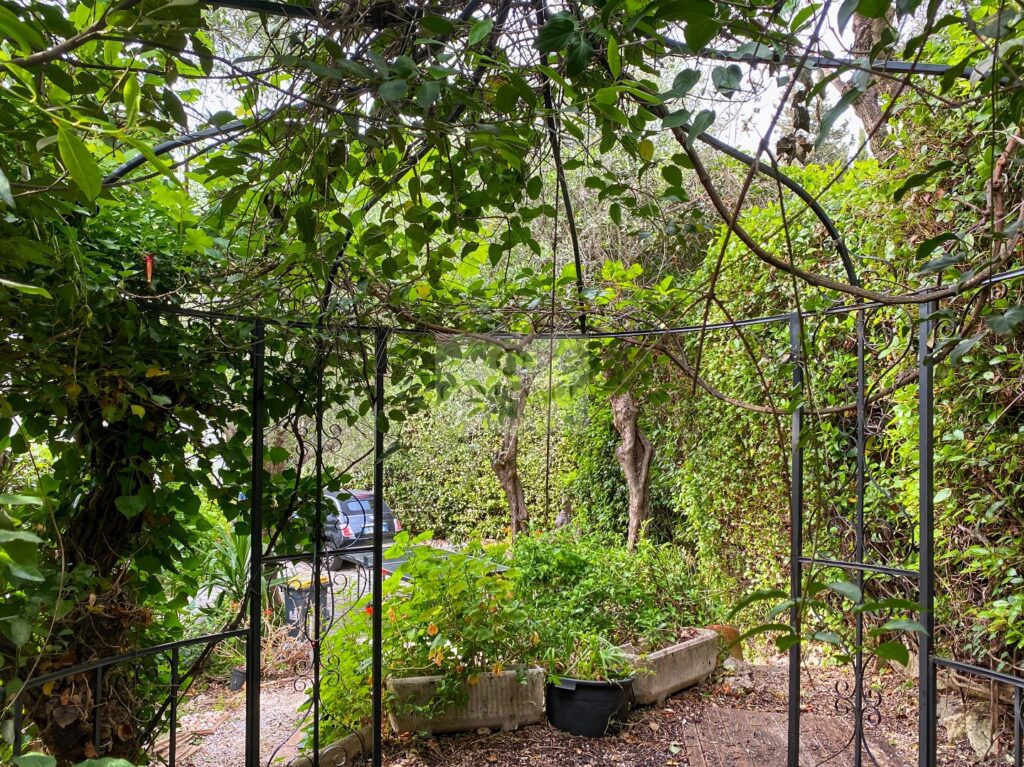 Maison – 5 pièces – 4 chambres – 199 m²