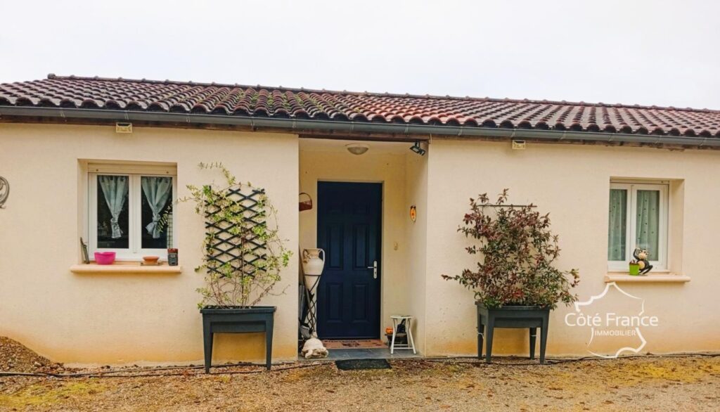 Maison de plain-pied 3 chambres, calme, forêt et commodités – 4 pièces – 3 chambres – 82 m²