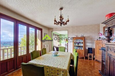 Maison sur sous-sol – BOURGANEUF – 5 pièces – 4 chambres – 125 m²