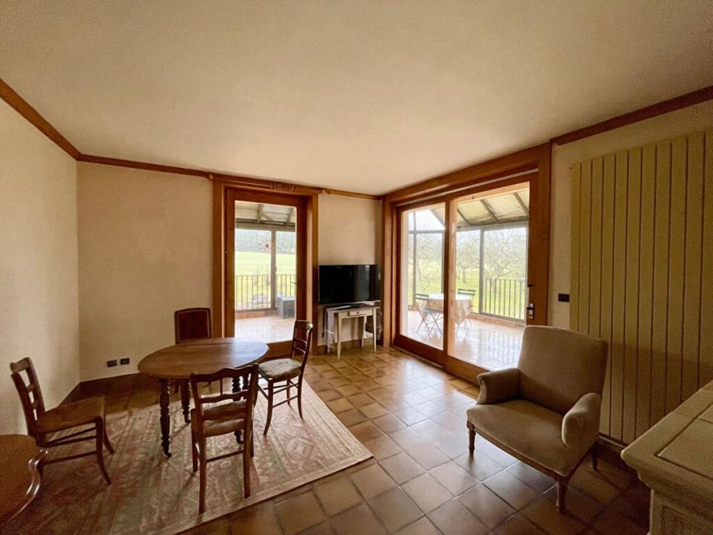 Maison – Charmoille – 8 pièces – 5 chambres – 162 m²