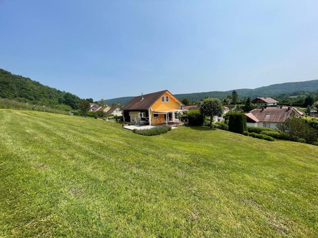 Maison 5 pièce(s) 145.23 m2 sur Terrain de 10 596 m2 – 6 pièces – 3 chambres – 145 m²