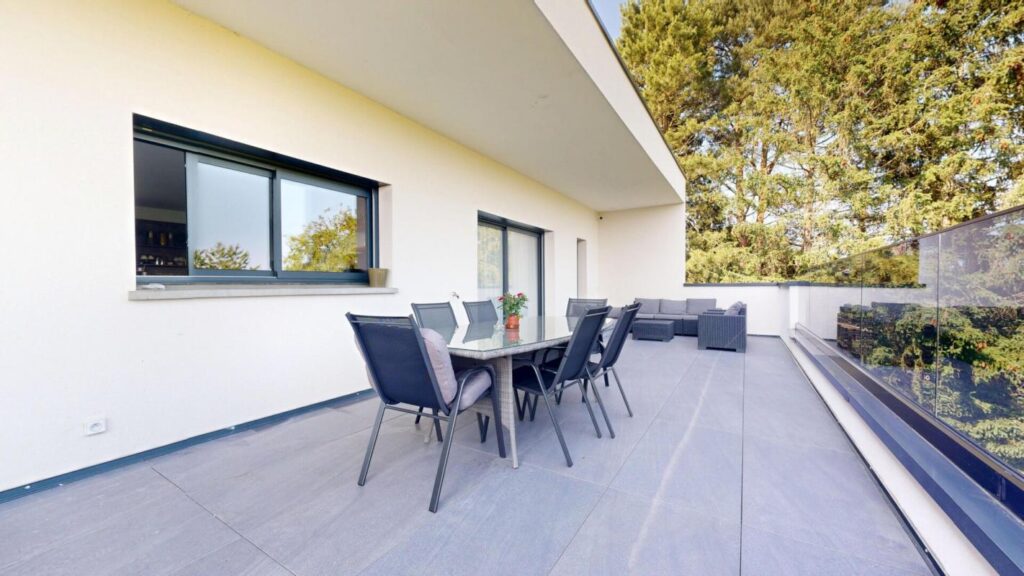 Demeure de prestige St Vit 7 pièce(s) 277 m2 – 7 pièces – 5 chambres – 277 m²