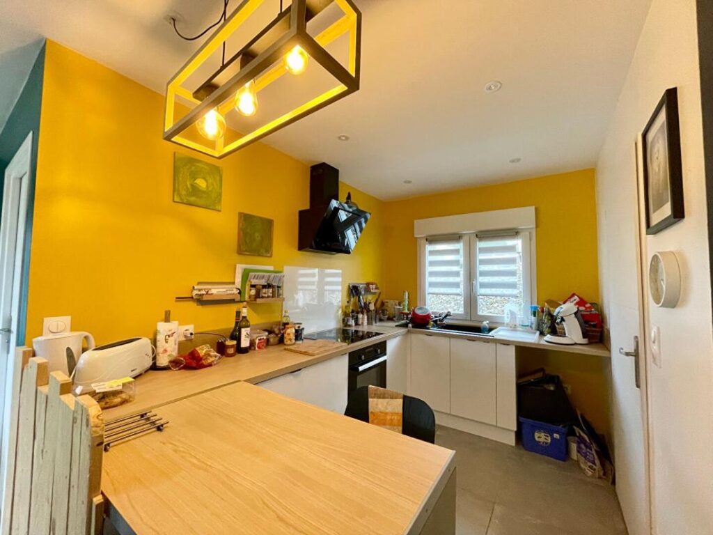 Maison et gîte – SANCEY – 3 pièces – 2 chambres – 73 m²