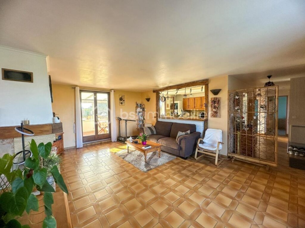 Maison coup de cœur ! – 6 pièces – 3 chambres – 116 m²