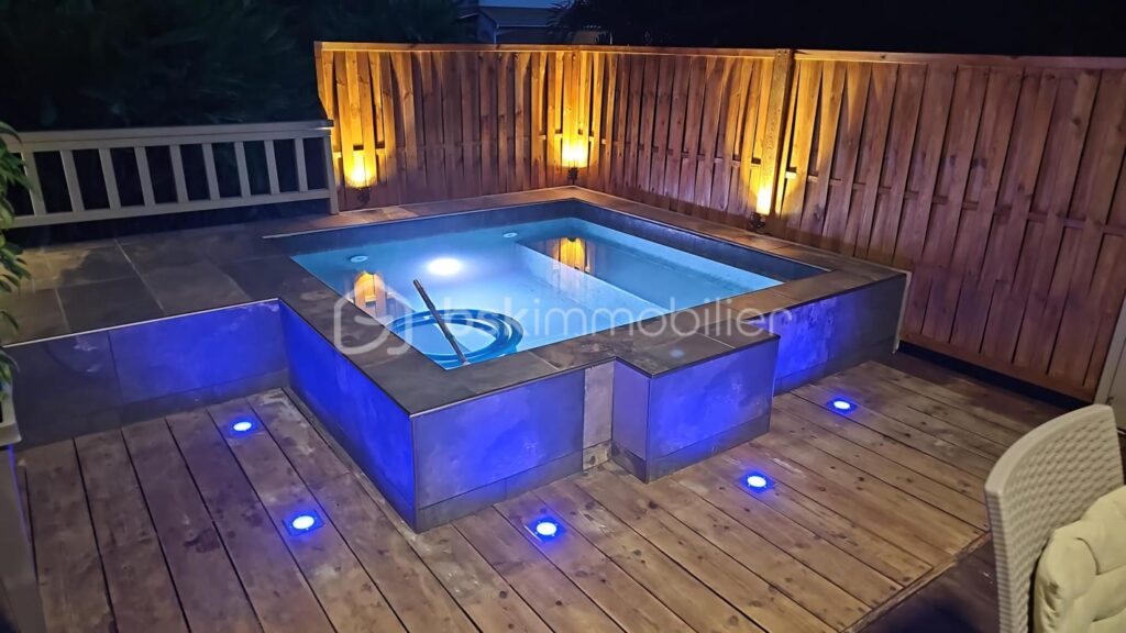 MAISON ET BUNGALOW T2 PROCHE MER – 6 pièces – 4 chambres – 189 m²