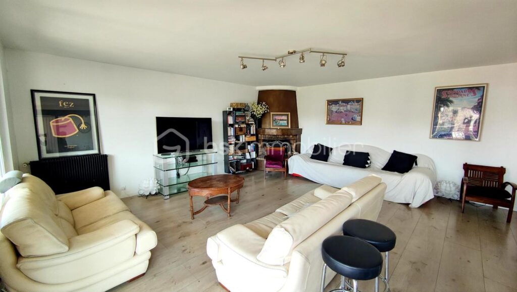 Noisy-Le-Sec – Triangle d’Or– 3 chambres avec Balcons & Box – 4 pièces – 3 chambres – 113 m²