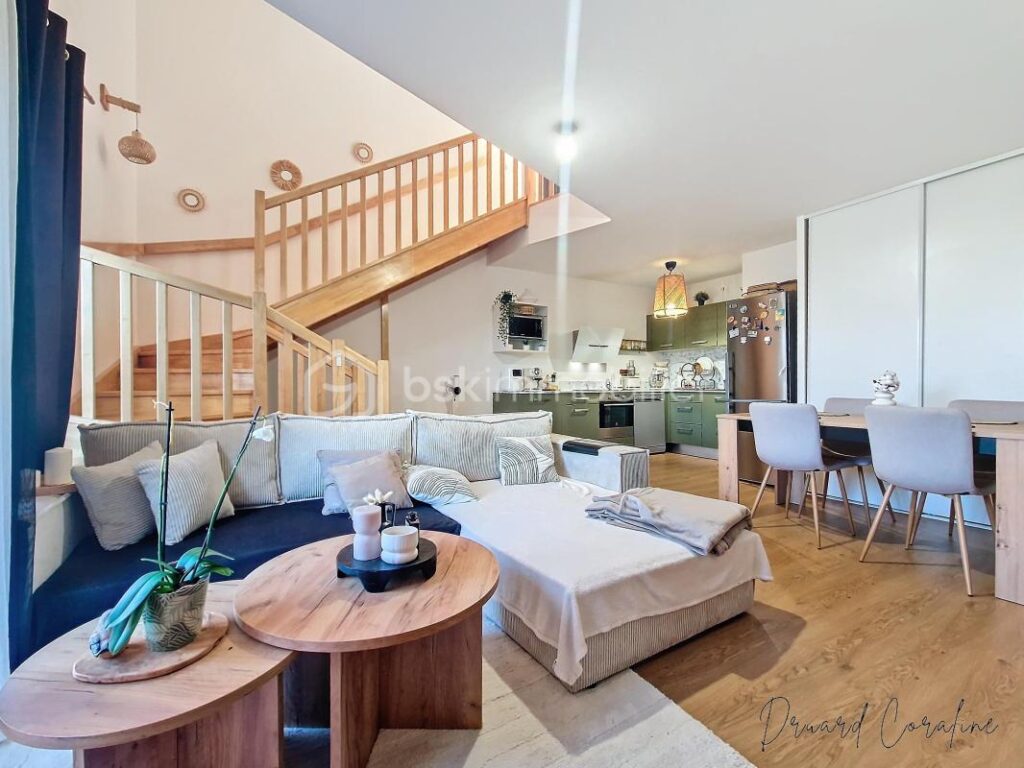 Grand T3 avec double balcon – 3 pièces – 2 chambres – 79 m²