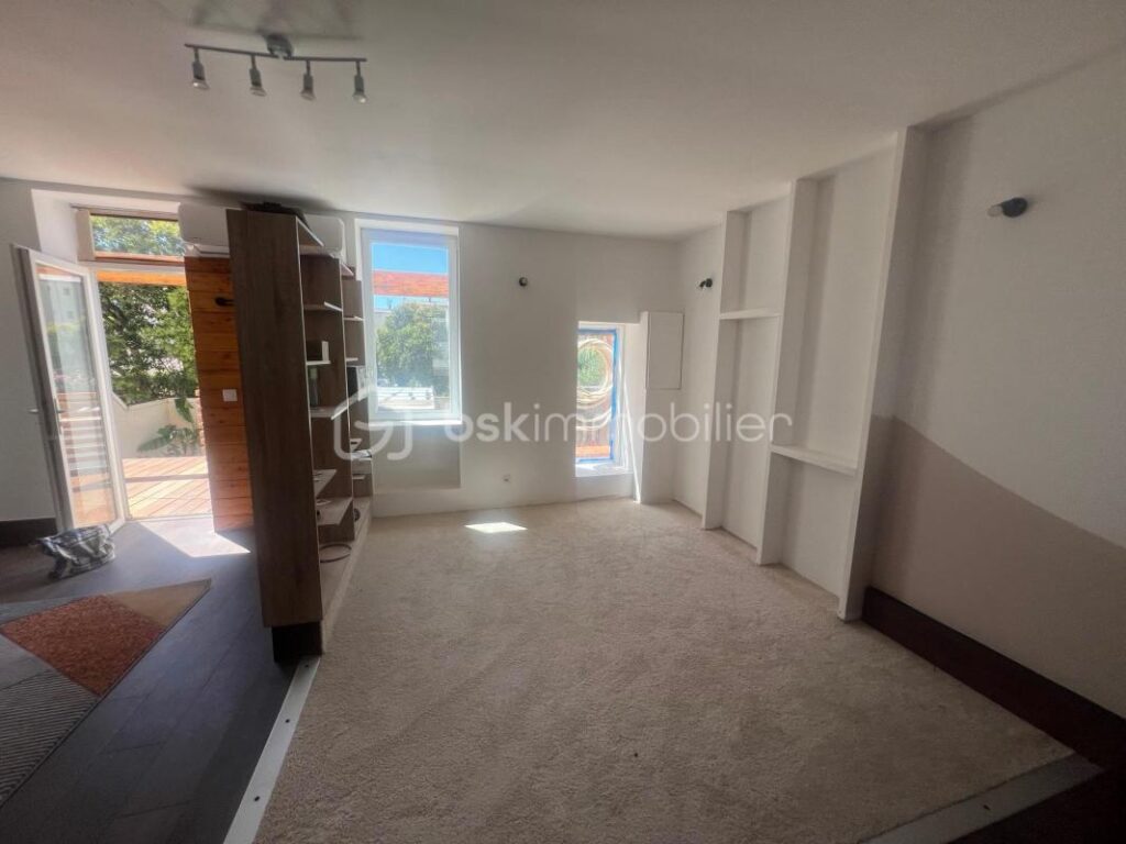 Appartement T2 avec terrasse de 25m2 – 2 pièces – 1 chambre – 50 m²