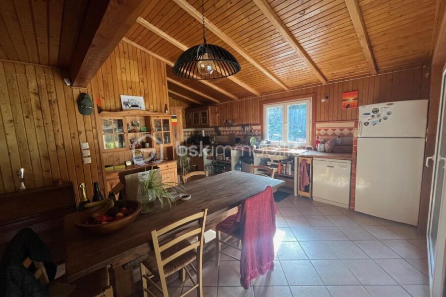 Maison à vendre à Chateauneuf de bordette