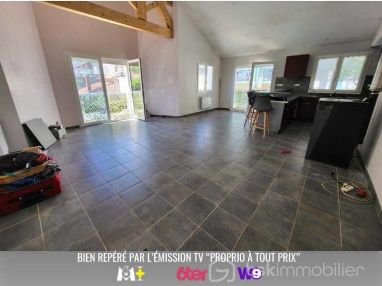 Maison T5 108m2 – 5 pièces – 3 chambres – 108 m²