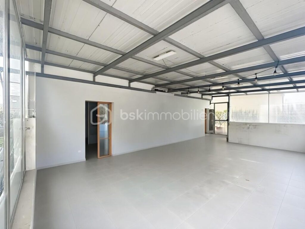 MAISON INDIVIDUELLE 6 PIÈCES 4 CHAMBRES MEAUX QUARTIER RECHERCHÉ – 367 000 € – DPE CLASSE C – 6 pièces – 4 chambres – 120 m²