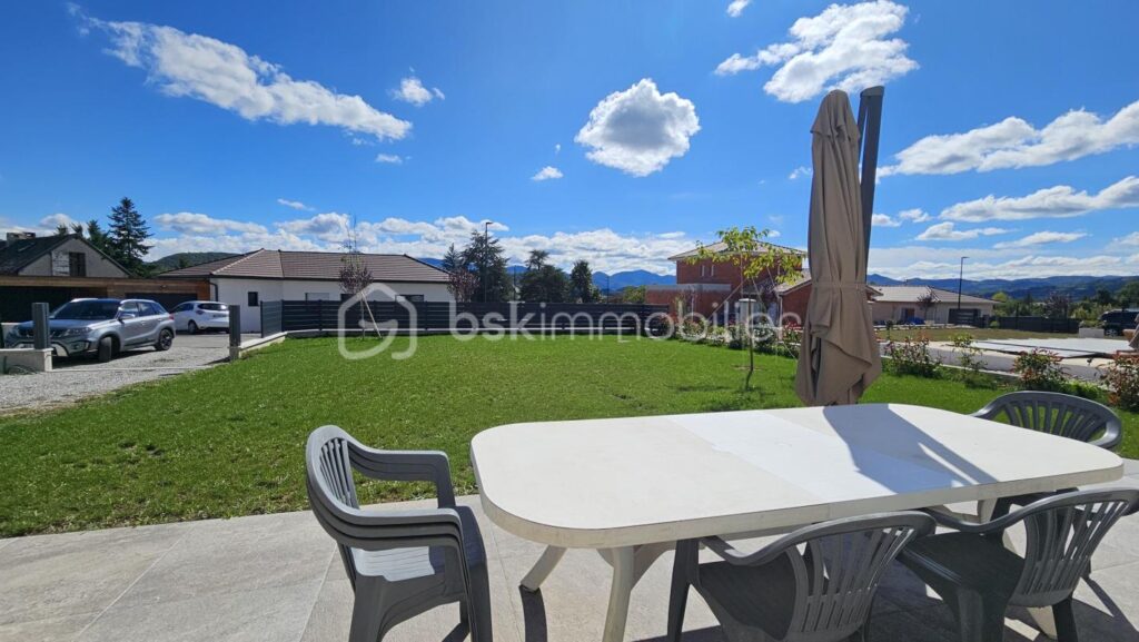 Maison récente , 4 chambres – 5 pièces – 4 chambres – 128 m²