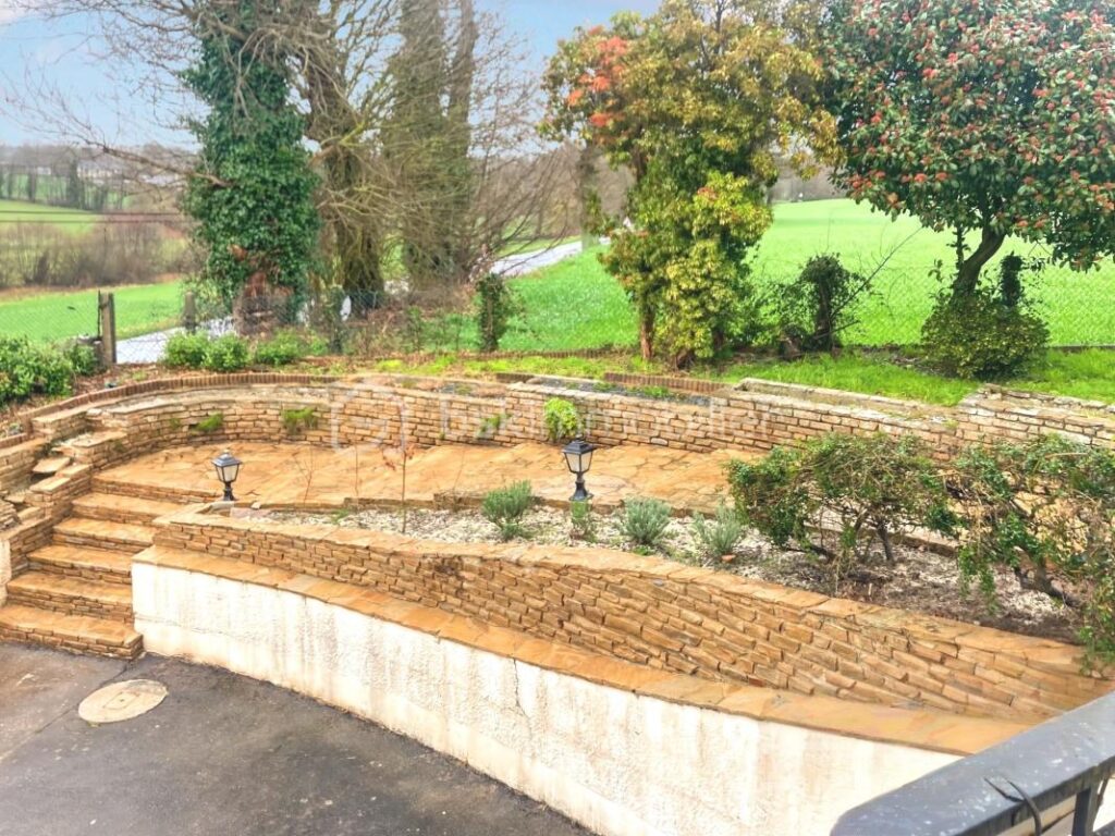 Maison des années 70, 4 chambres – Rénovation de qualité ! – 6 pièces – 4 chambres – 108 m²