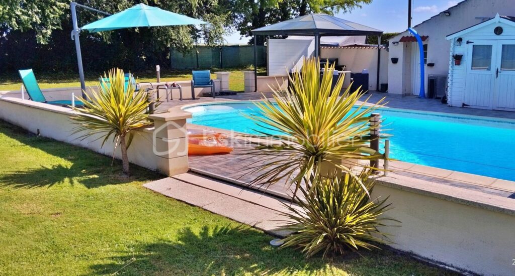 Élégante maison de campagne avec piscine – 5 pièces – 4 chambres – 150 m²