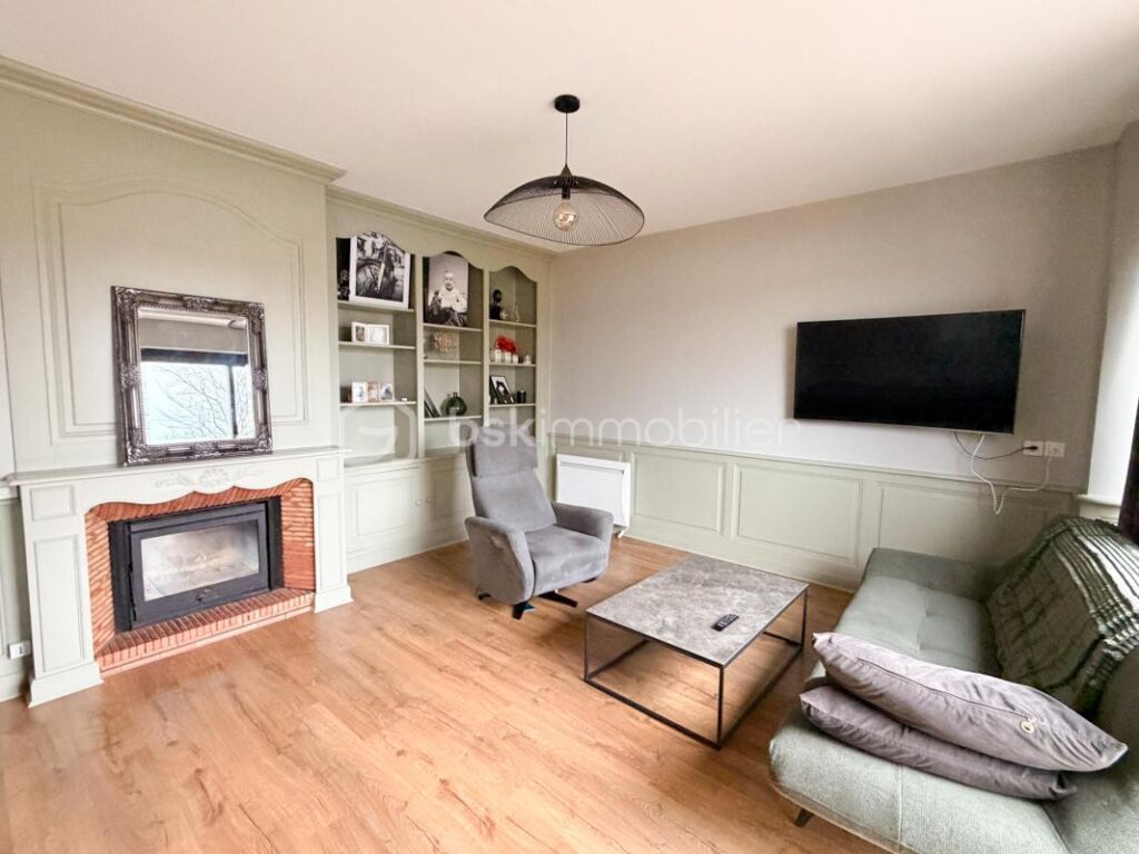 En Exclusivité, Maison de ville de 131m2 – 5 pièces – 3 chambres – 131 m²