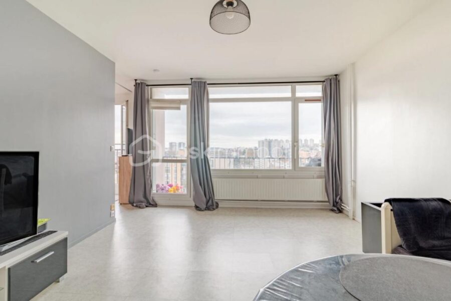 Appartement à vendre à Noisy le sec — Vue sur la ville — photo 4