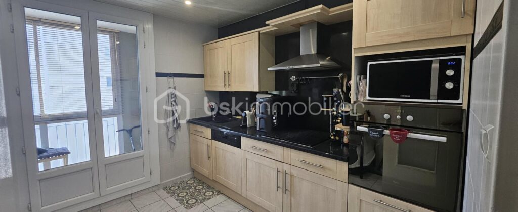 Appartement T3 avec séjour double – 72,13 m² – Balcon – Vue Vercors – Le Pont-de-Claix – 3 pièces – 2 chambres – 72 m²