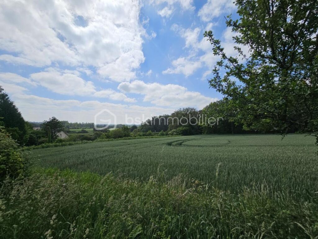 SOUS OFFRE D’ACHAT / Maison à la nantaise 127m² / 5 chambres / 3000m² de terrain – 6 pièces – 5 chambres – 127 m²