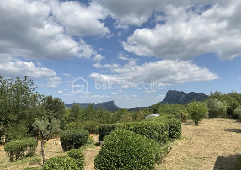 Le Pic Saint-Loup rien que pour vous – 5 pièces – 3 chambres – 130 m²