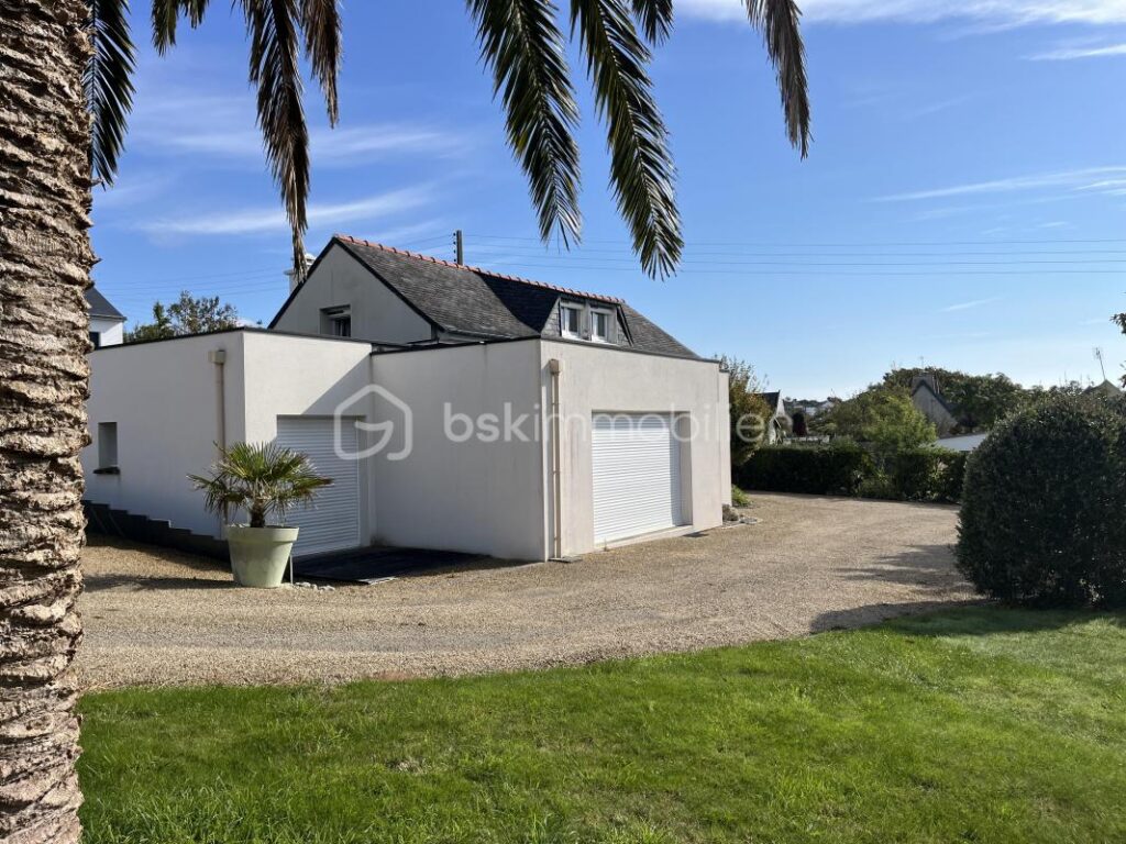 🏡 Deux maisons, deux ambiances, un cadre exceptionnel – 8 pièces – 5 chambres – 176 m²