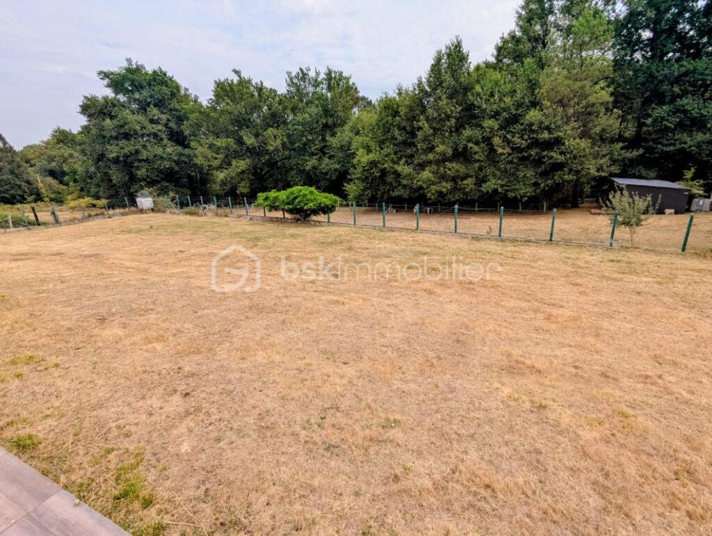 A saisir – 6 pièces – 4 chambres – 132 m²