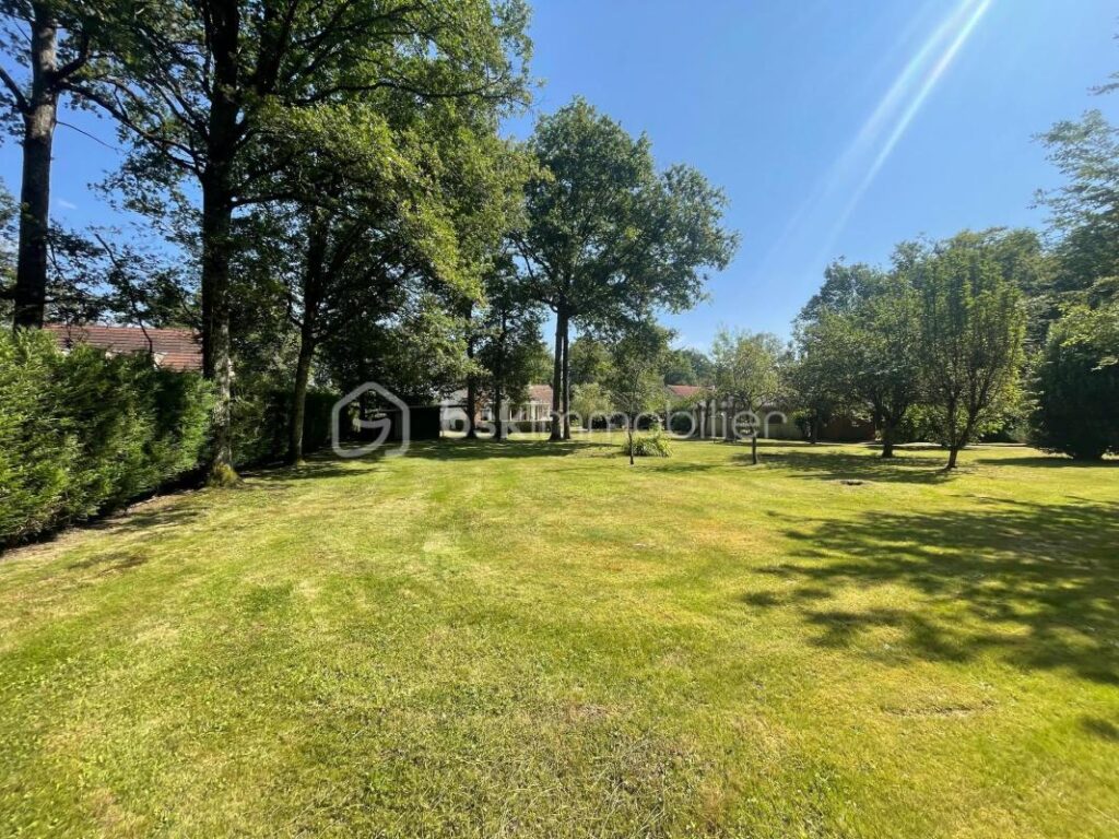 Maison 5 pièces 3 chambres – 4 pièces – 3 chambres – 114 m²