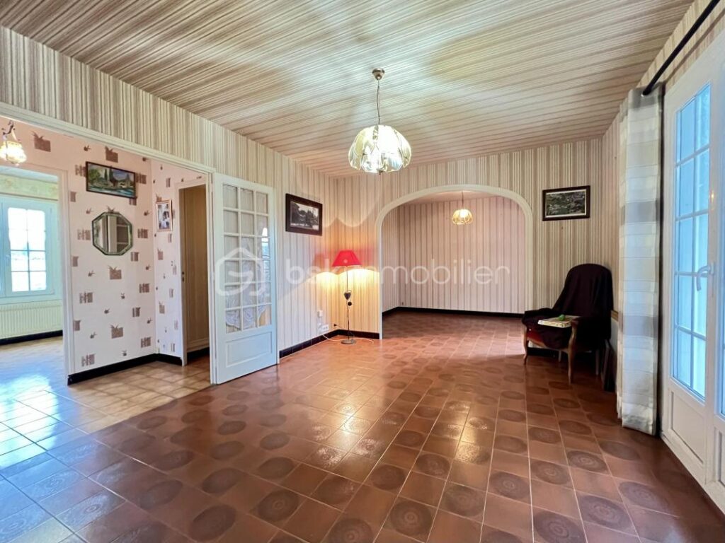 ROMUALD GARNIER VOUS PROPOSE EN EXCLUSIVITÉ – 5 pièces – 4 chambres – 105 m²