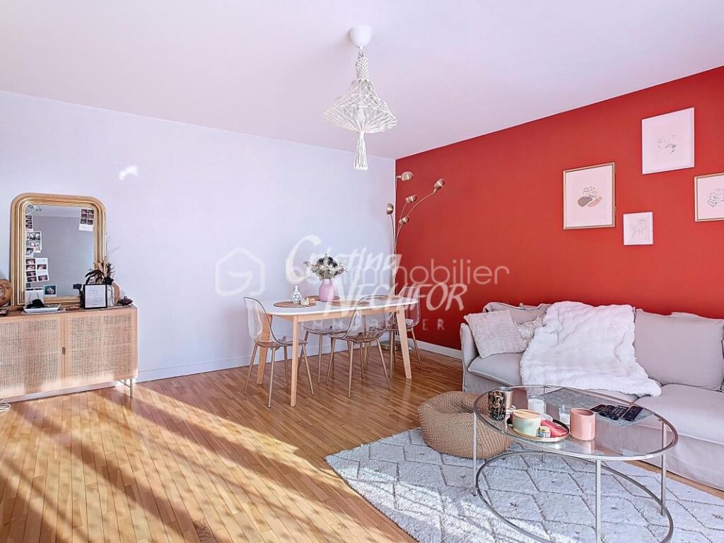 🏡 À Montévrain – Superbe F3 au Dernier étage avec Balcon, 2 places de Parking et Cave – Quartier du Parc des Frênes – 3 pièces – 2 chambres – 62 m²