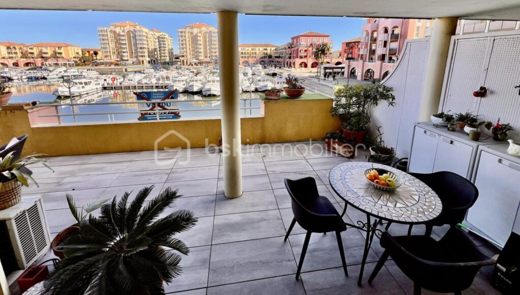 Appartement 95m2 + 56m2 de terrasse – 4 pièces – 2 chambres – 95 m²