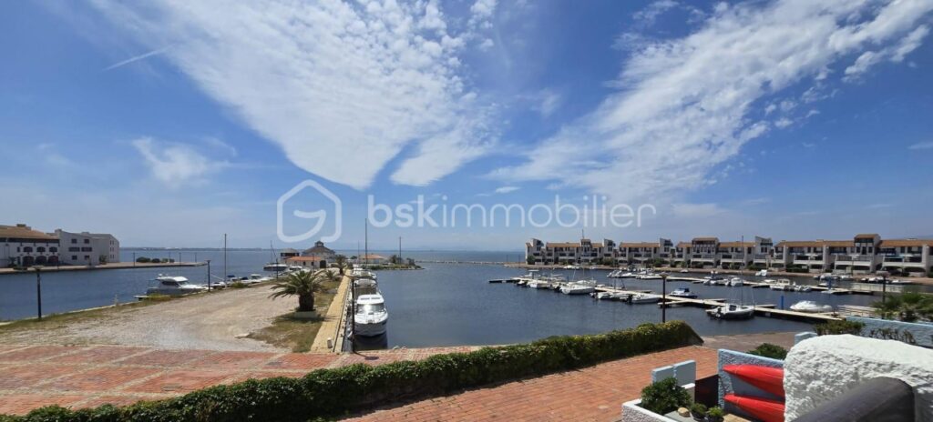 Appartement lumineux meublé 62 m2 – 4 pièces – 2 chambres – 62 m²