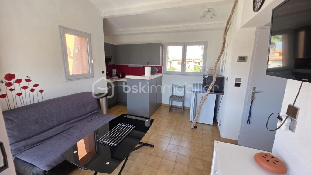 EXCLUSIVITÉ – 2 pièces naturiste vue dégagée à Leucate (11) – 2 pièces – 1 chambre – 25 m²