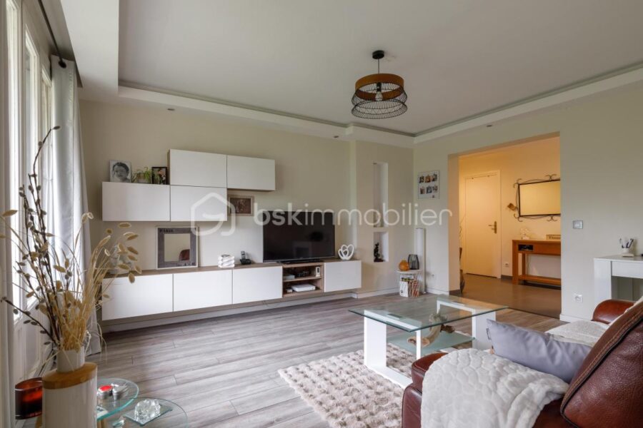 Appartement à vendre à Lyon 8e arrondissement — Vue nature — photo 4