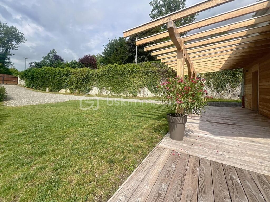 *** MAISON NEUVE DE 159 m² A MEYLAN SECTEUR ROCHASSON*** Frais de notaire réduits 3% seulement – 6 pièces – 4 chambres – 159 m²