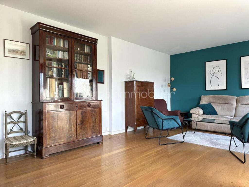 Appartement T3 (possible T4) – 87m2 – 3 pièces – 2 chambres – 87 m²