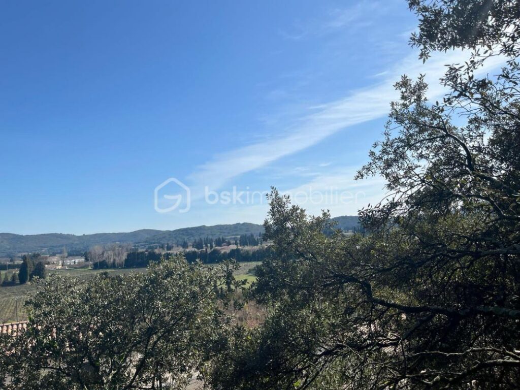 Terrain d’exception constructible hors lotissement – NR pièces – NR chambres – 1600 m²