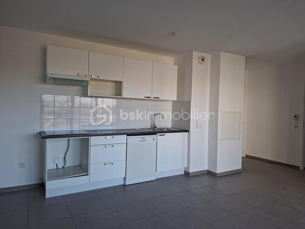 Vivez le rêve marseillais : Un havre urbain au cœur du 10e arrondissement – 3 pièces – 2 chambres – 52 m²