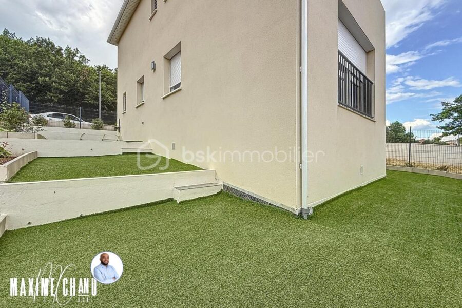 Maison à vendre à Vailhauques