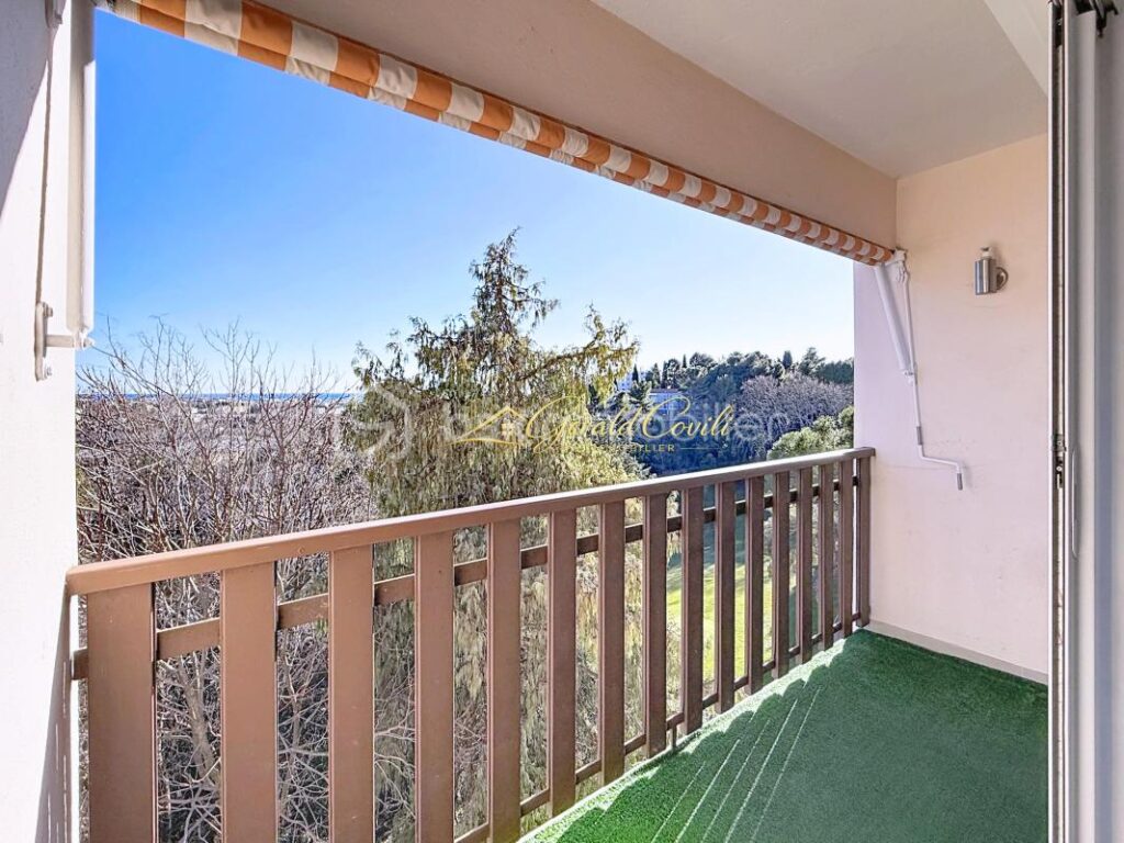 APPARTEMENT 4 PIECES DE 73 M² / CANNES LA BOCCA – 4 pièces – 3 chambres – 69 m²