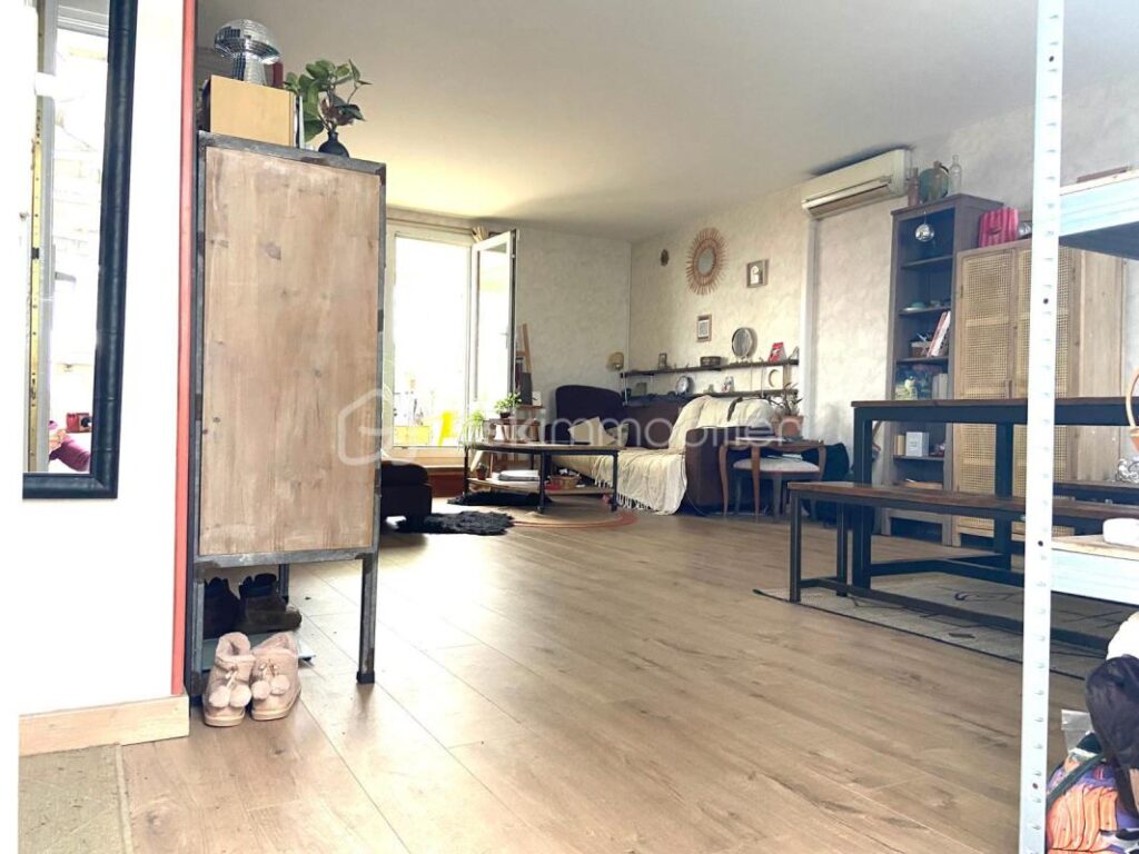 À Vendre en Exclusivité – Bel Appartement F4 de 78 m² (78,81m2 Loi Carrez), Lumineux, avec 2 Grandes Terrasses – Environnement Calme et Verdoyant – 4 pièces – 3 chambres – 78 m²