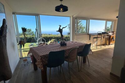 A VENDRE – VILLA LE BRULE – SAINT DENIS – VUE EXEPTIONNELLE – 4 pièces – 3 chambres – 90 m²