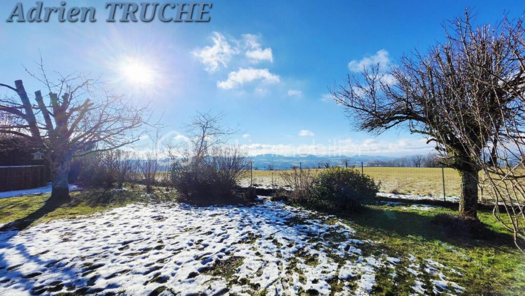 Hauteurs de Choisy – Vue dégagée – Vaste terrain plat – 5 pièces – 4 chambres – 114 m²