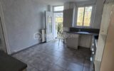 Exclusif, et à saisir … Maison de 104 m2 habitable en excellent état et sur un terrain de 1180 m2 environ plus dépendance de 32 m2 (Creuse) – 7 pièces – 3 chambres – 104 m²