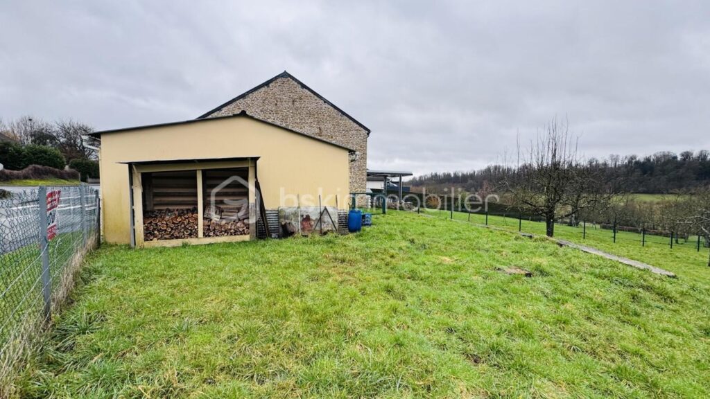 Superbe terrain à construire – NR pièces – NR chambres – 3220 m²