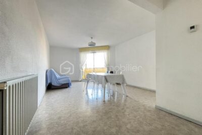 Appartement T3 de 72m² avec garage, cave et loggia – 3 pièces – 2 chambres – 71 m²
