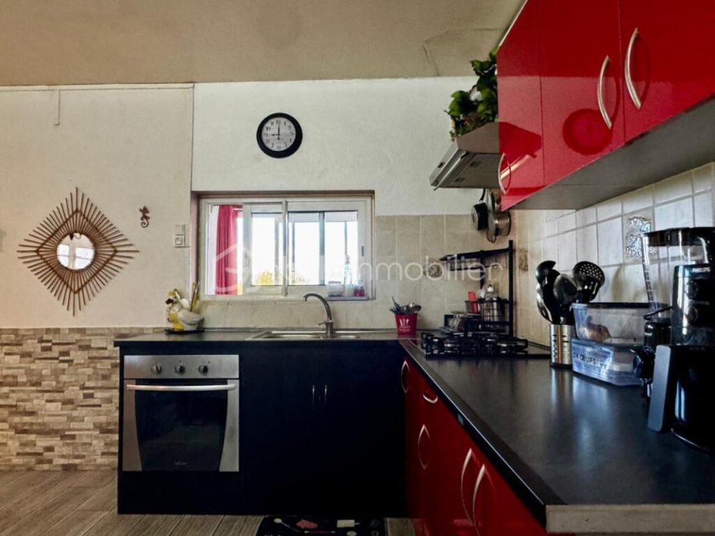 🌿 EXCLUSIVITÉ – Résidence familiale & dépendance haut potentiel – Bérive (Le Tampon) – 6 pièces – 3 chambres – 130 m²